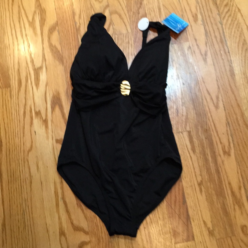 Mia amonena black swimsuit 14DD NWT